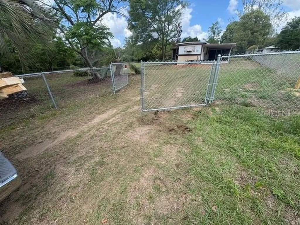 37247 Northside Drive Zephyrhills FL 33541