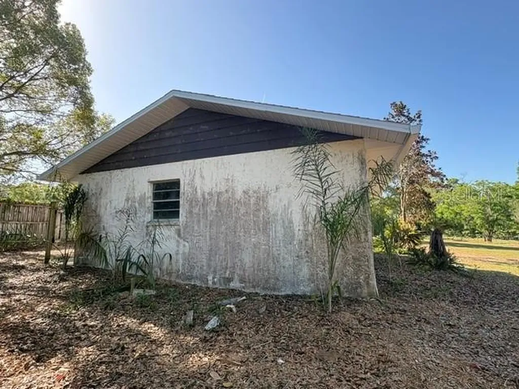 37247 Northside Drive Zephyrhills FL 33541