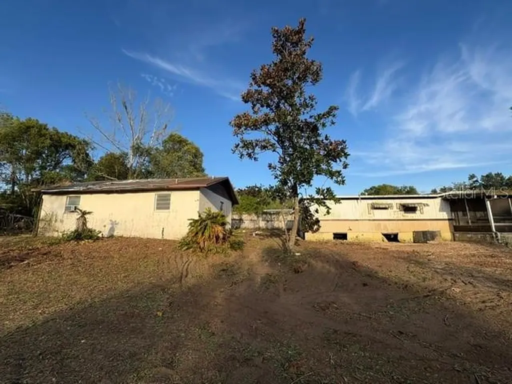 37247 Northside Drive Zephyrhills FL 33541