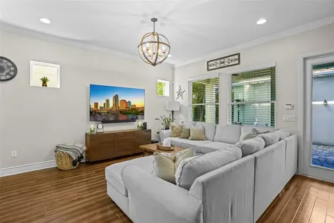207 S Moody Avenue Tampa FL 33609