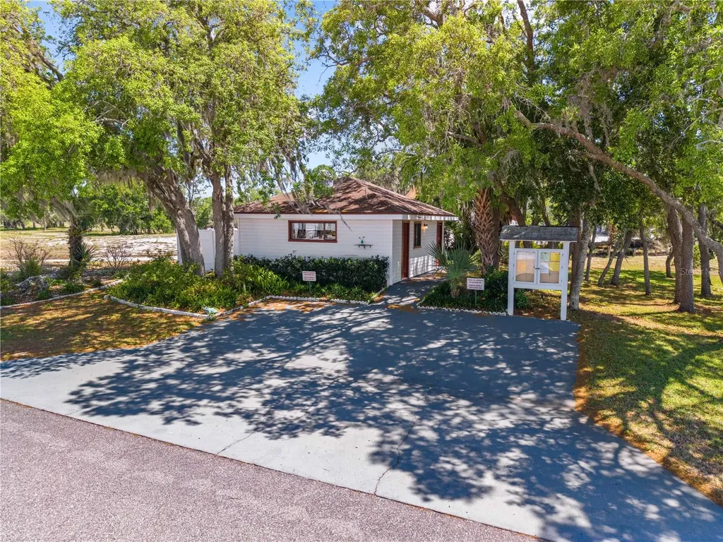 34 Fairview Drive N Haines City FL 33844