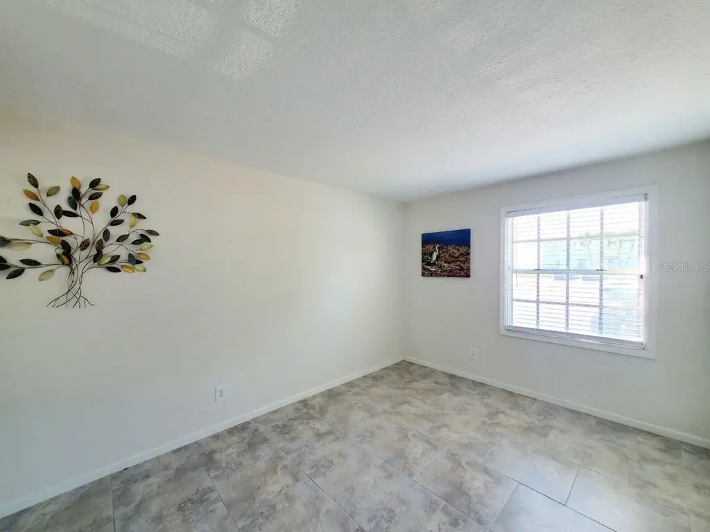 5111 Coquina Key Drive SE St Petersburg FL 33705