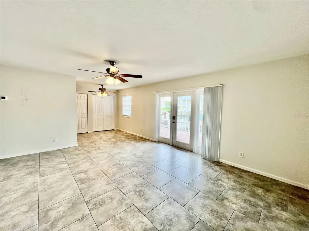 5111 Coquina Key Drive SE St Petersburg FL 33705