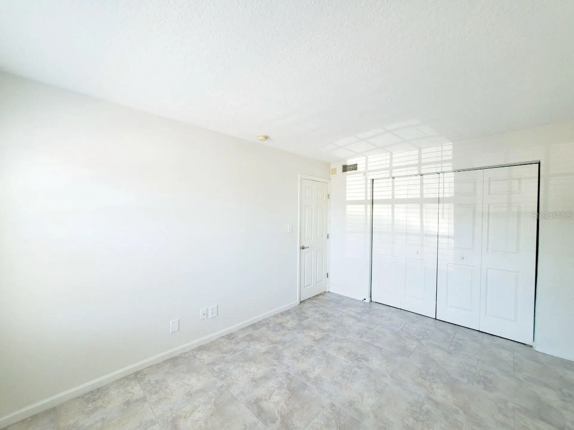 5111 Coquina Key Drive SE St Petersburg FL 33705