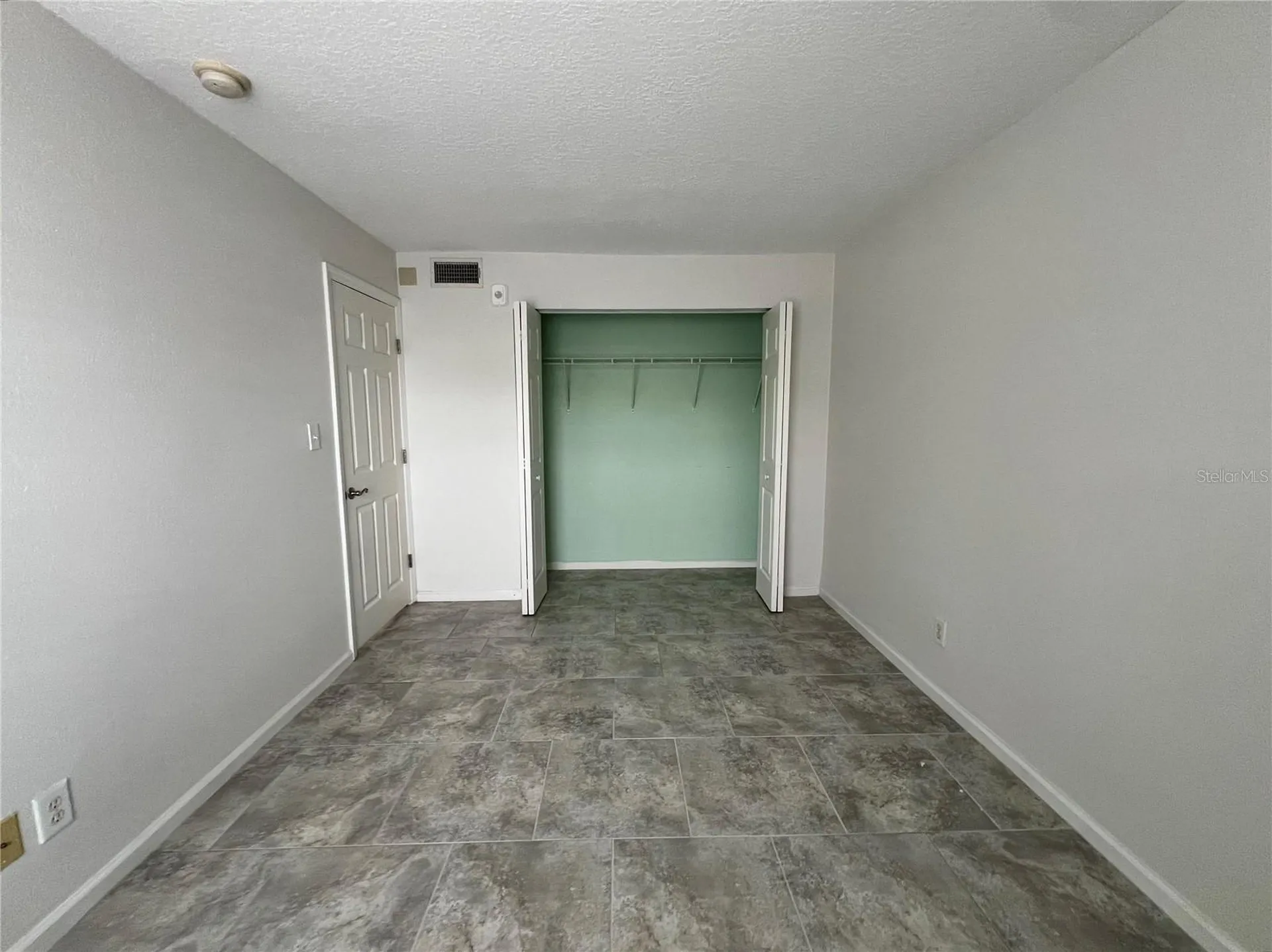 5111 Coquina Key Drive SE St Petersburg FL 33705