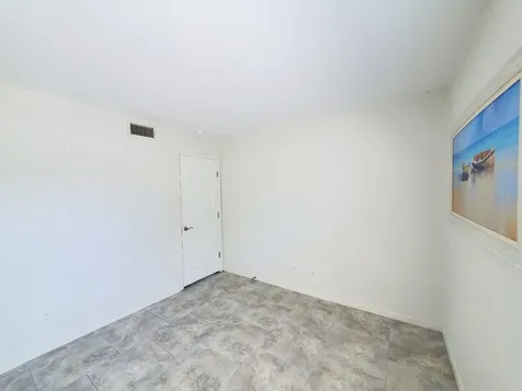 5111 Coquina Key Drive SE St Petersburg FL 33705