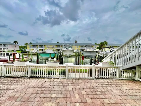 5111 Coquina Key Drive SE St Petersburg FL 33705