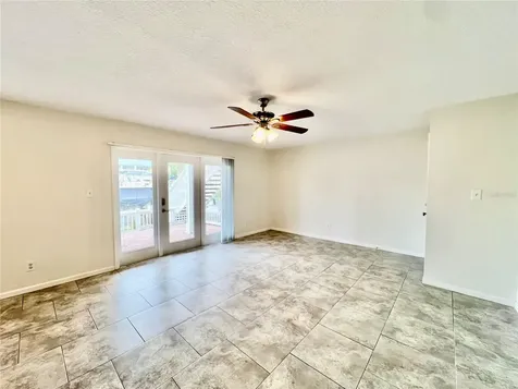 5111 Coquina Key Drive SE St Petersburg FL 33705