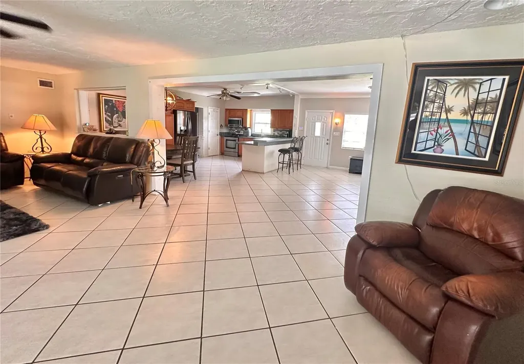 2746 53rd Street Sarasota FL 34234