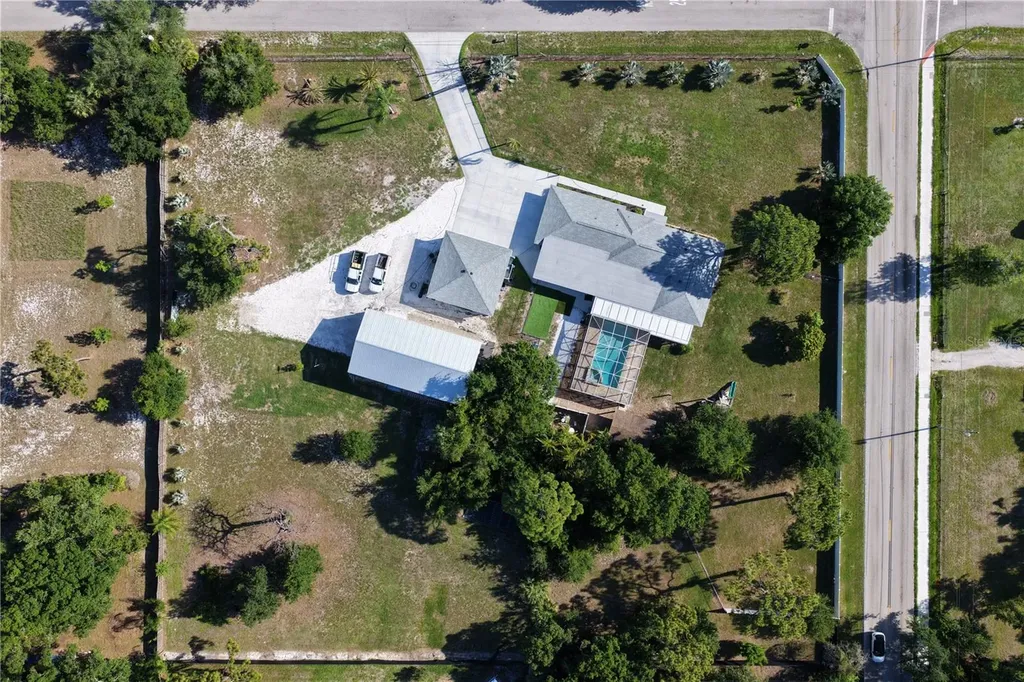 2746 53rd Street Sarasota FL 34234