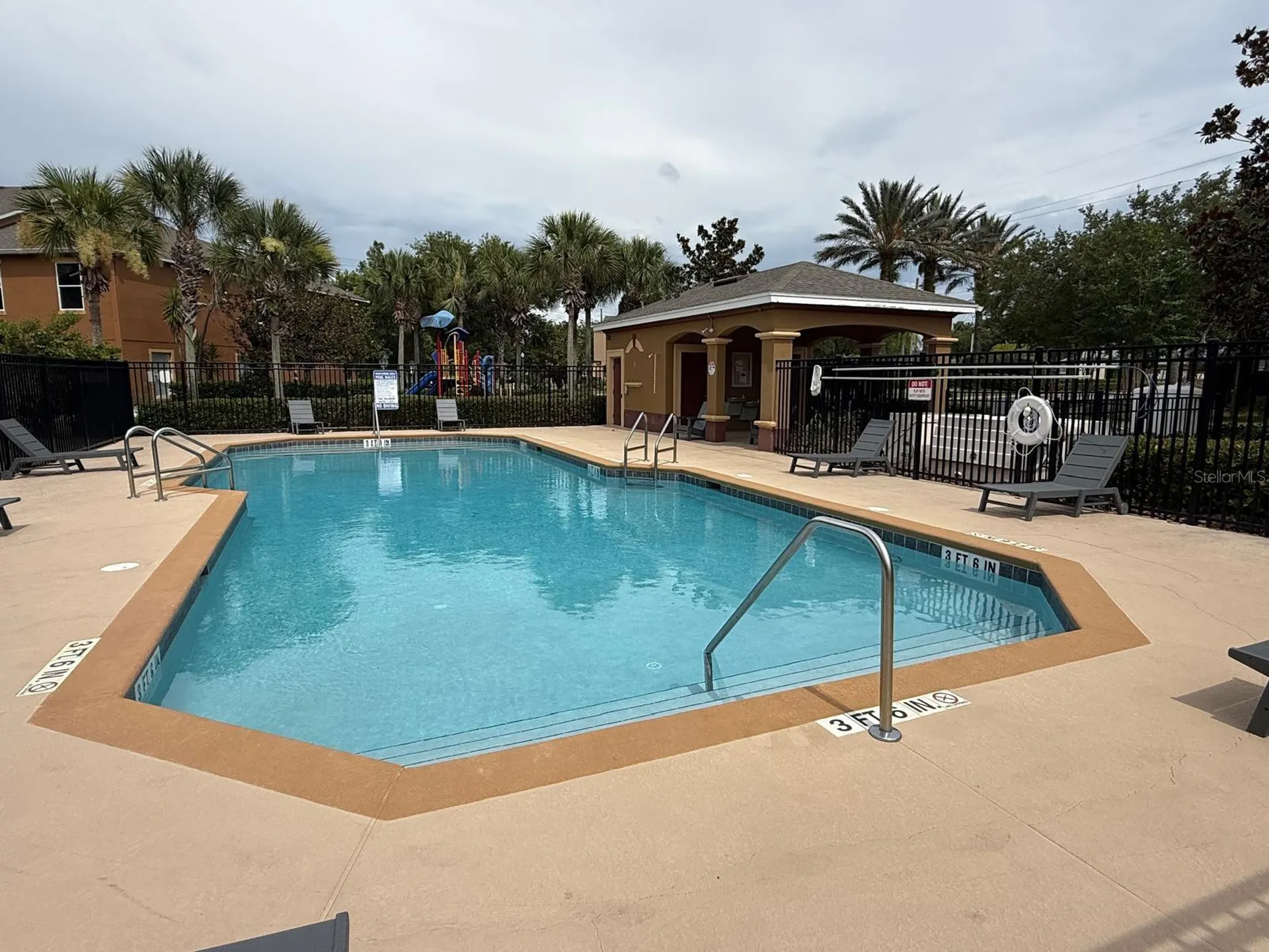 4583 Lacebark Trail Oviedo FL 32765