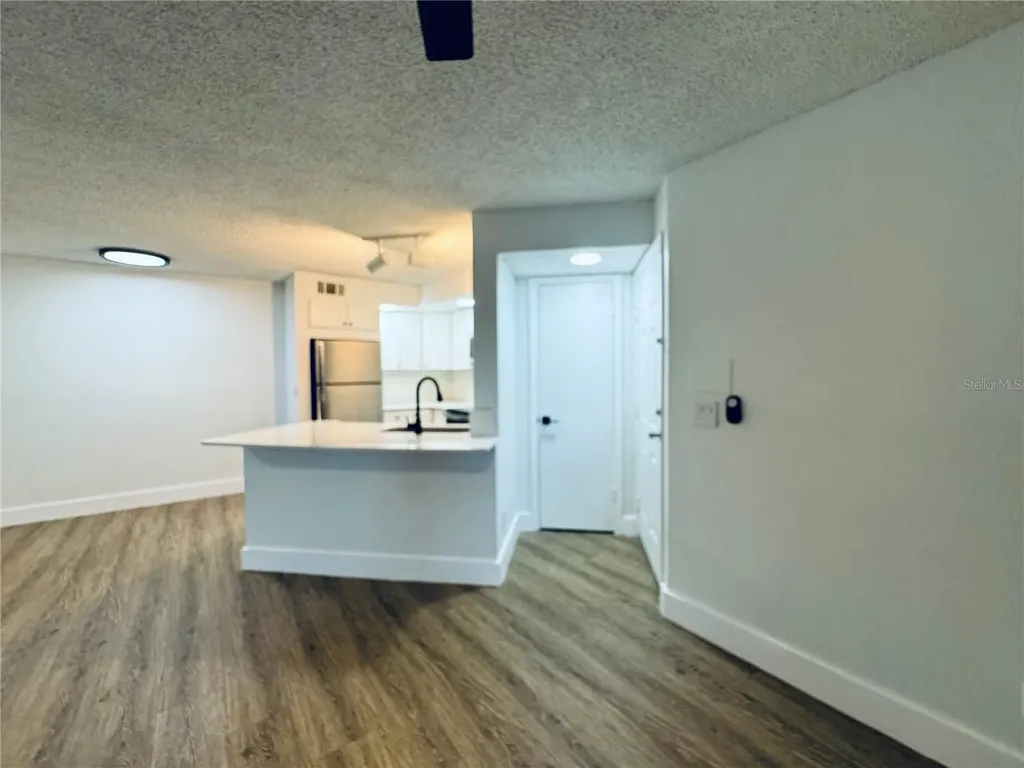 4630 Commander Drive Orlando FL 32822