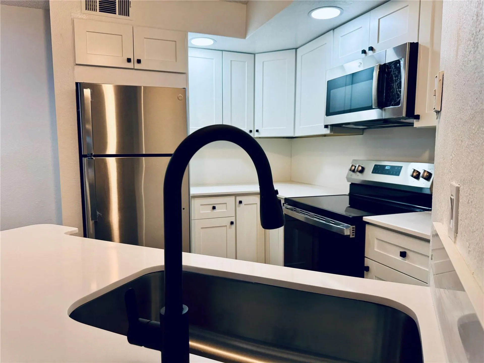 4630 Commander Drive Orlando FL 32822