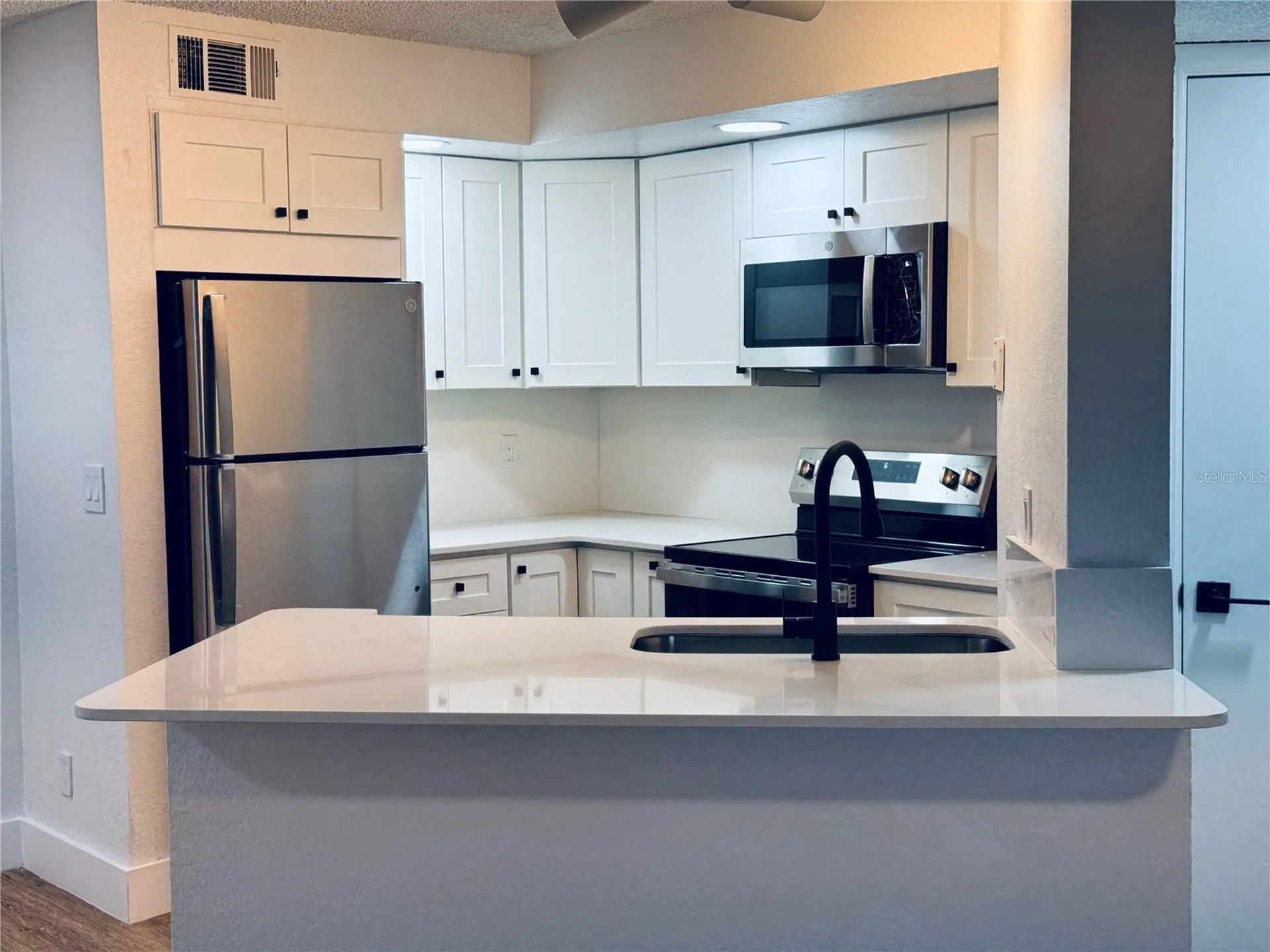 4630 Commander Drive Orlando FL 32822