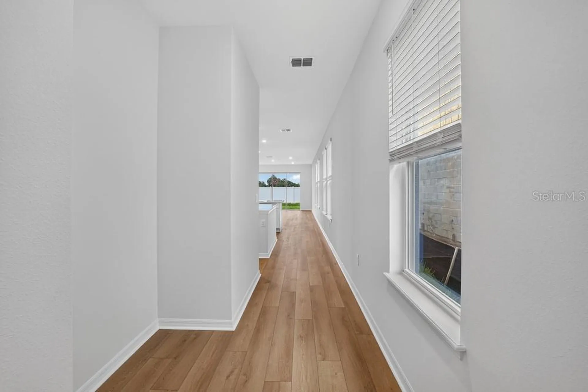 5032 Cyan Loop Apollo Beach FL 33572