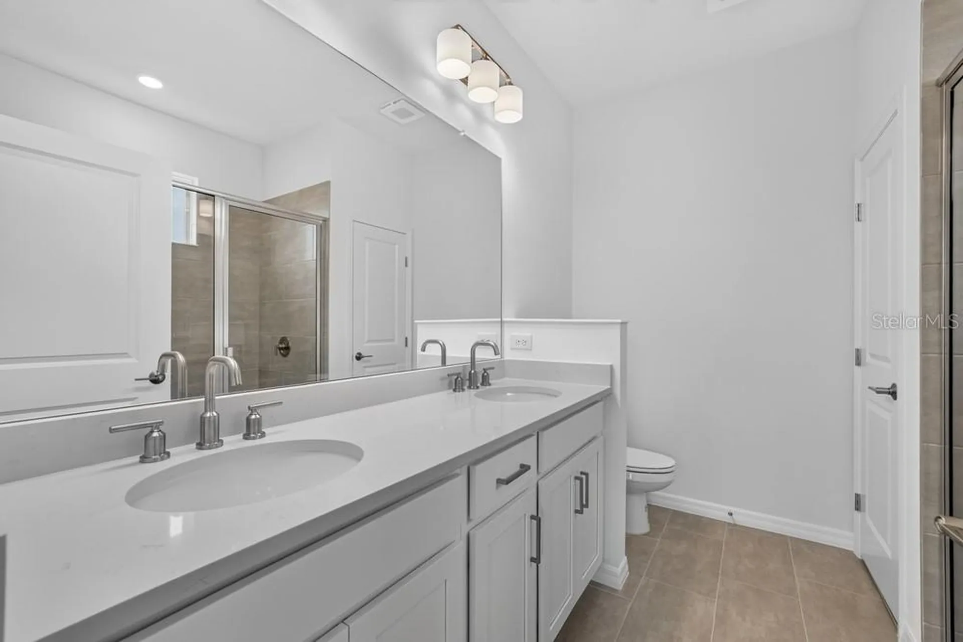 5032 Cyan Loop Apollo Beach FL 33572