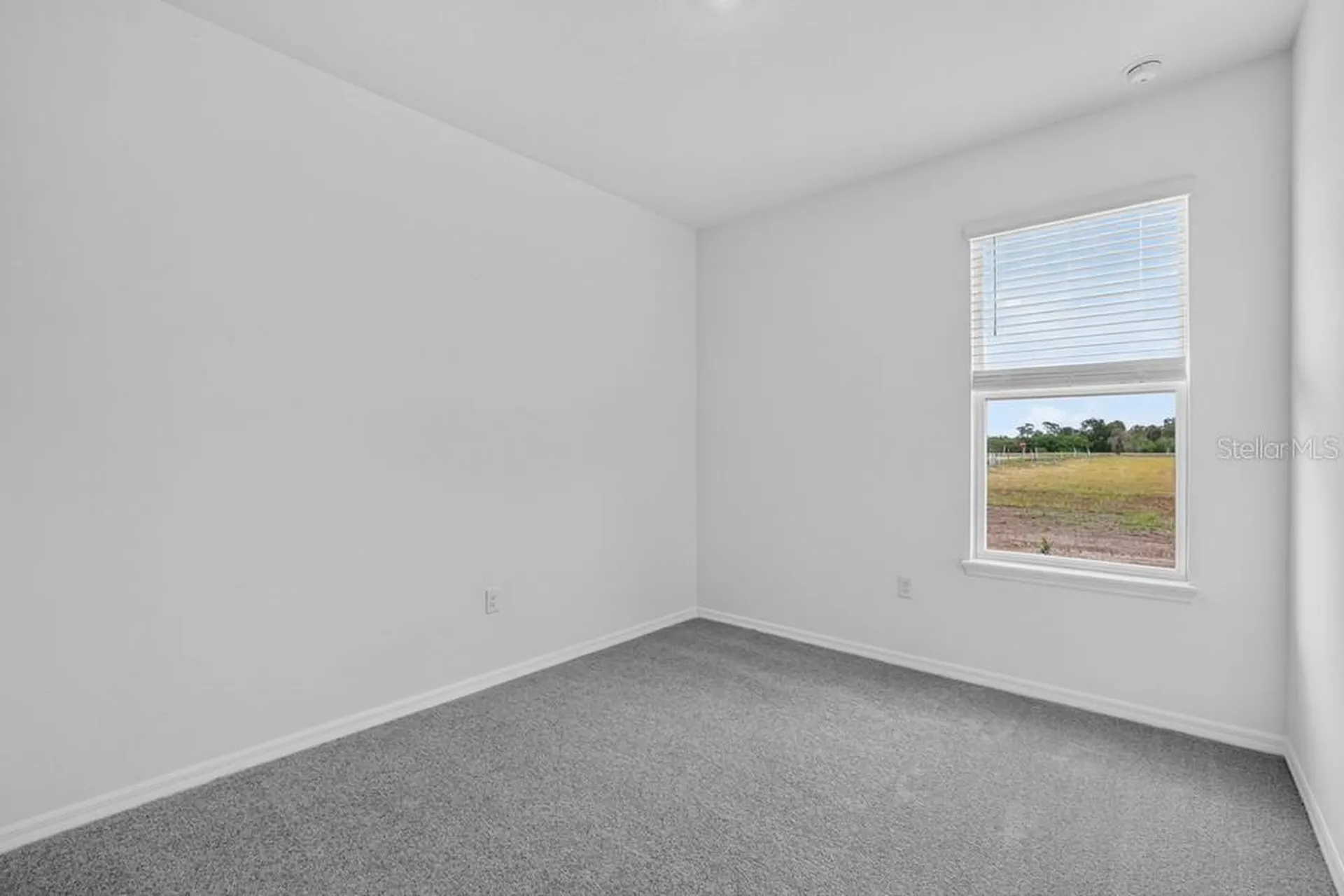 5032 Cyan Loop Apollo Beach FL 33572