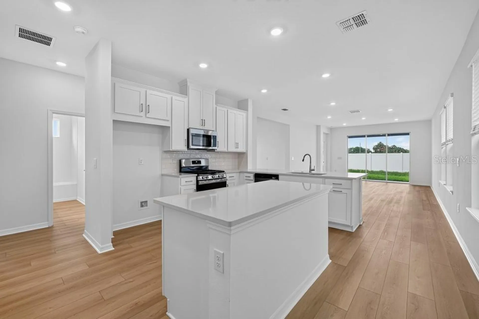 5032 Cyan Loop Apollo Beach FL 33572