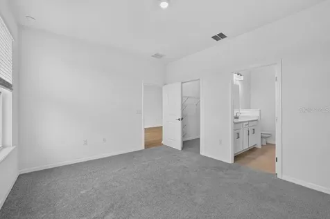 5032 Cyan Loop Apollo Beach FL 33572
