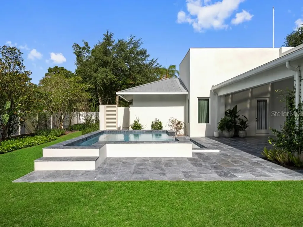 1724 Pine Avenue Winter Park FL 32789