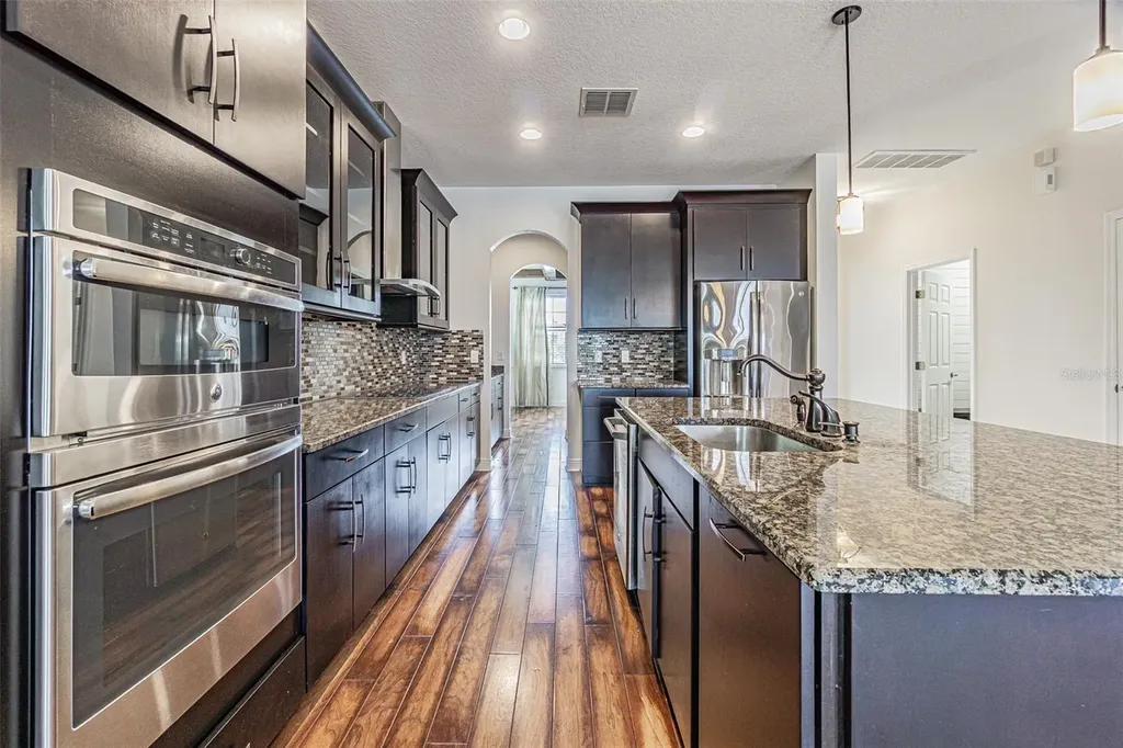 1692 Nature View Drive Lutz FL 33558