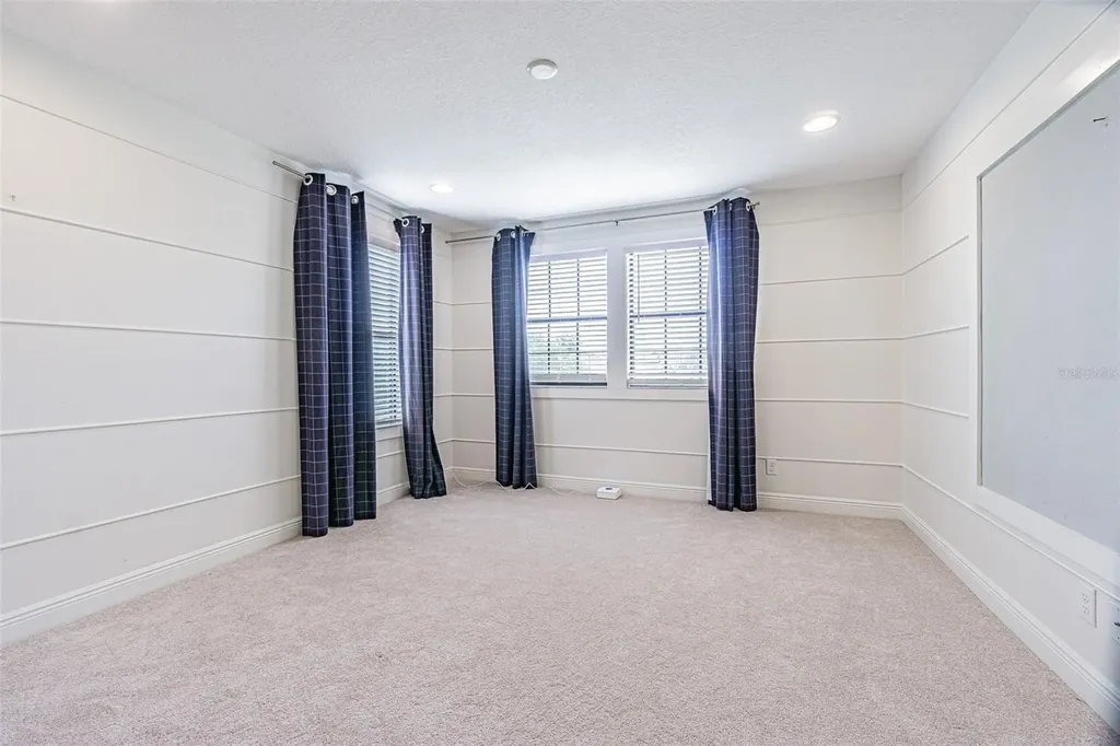 1692 Nature View Drive Lutz FL 33558