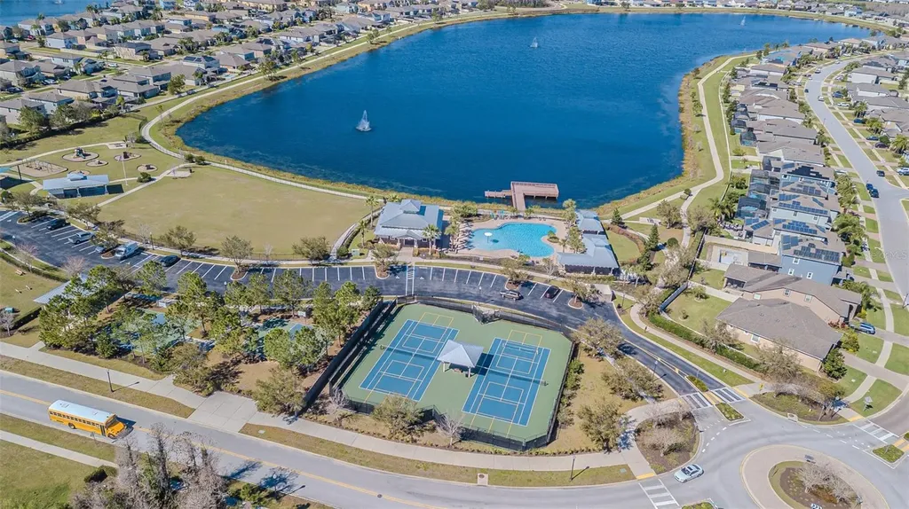 1692 Nature View Drive Lutz FL 33558