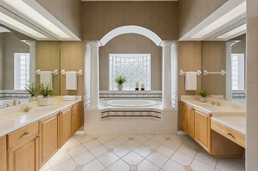 8814 Phillips Bay Drive Orlando FL 32836