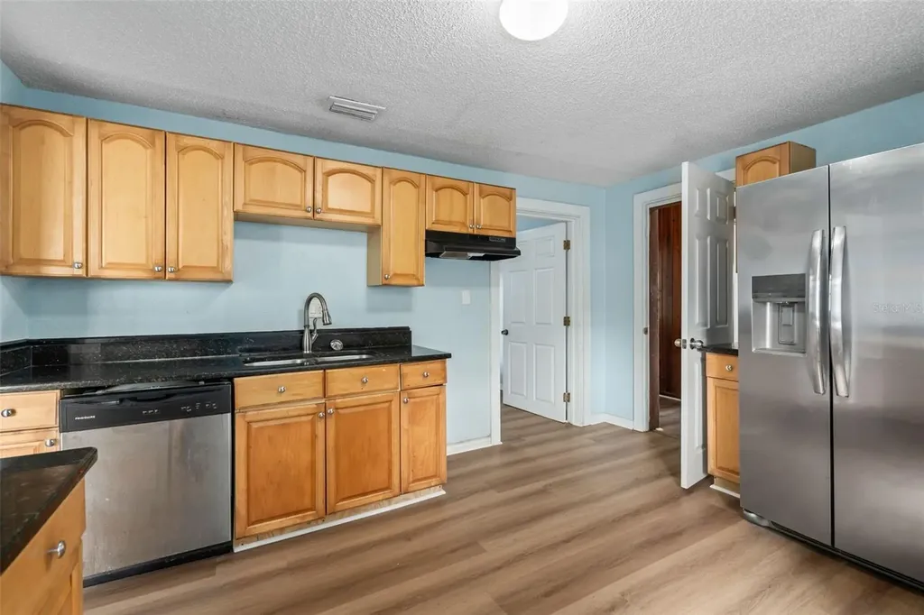 1516 E Elm Road Lakeland FL 33801