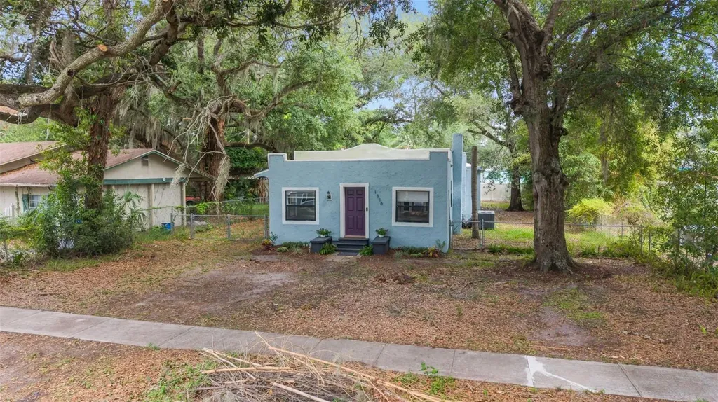 1516 E Elm Road Lakeland FL 33801