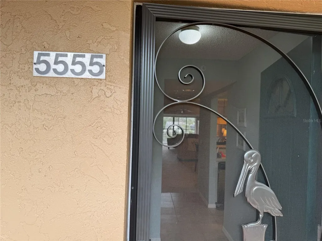 5555 Ashton Lake Drive Sarasota FL 34231