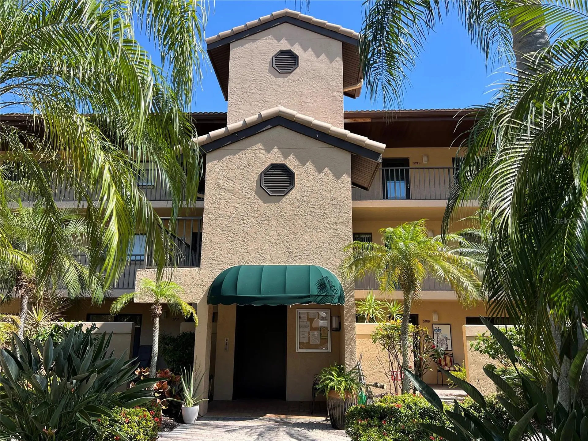 5555 Ashton Lake Drive Sarasota FL 34231