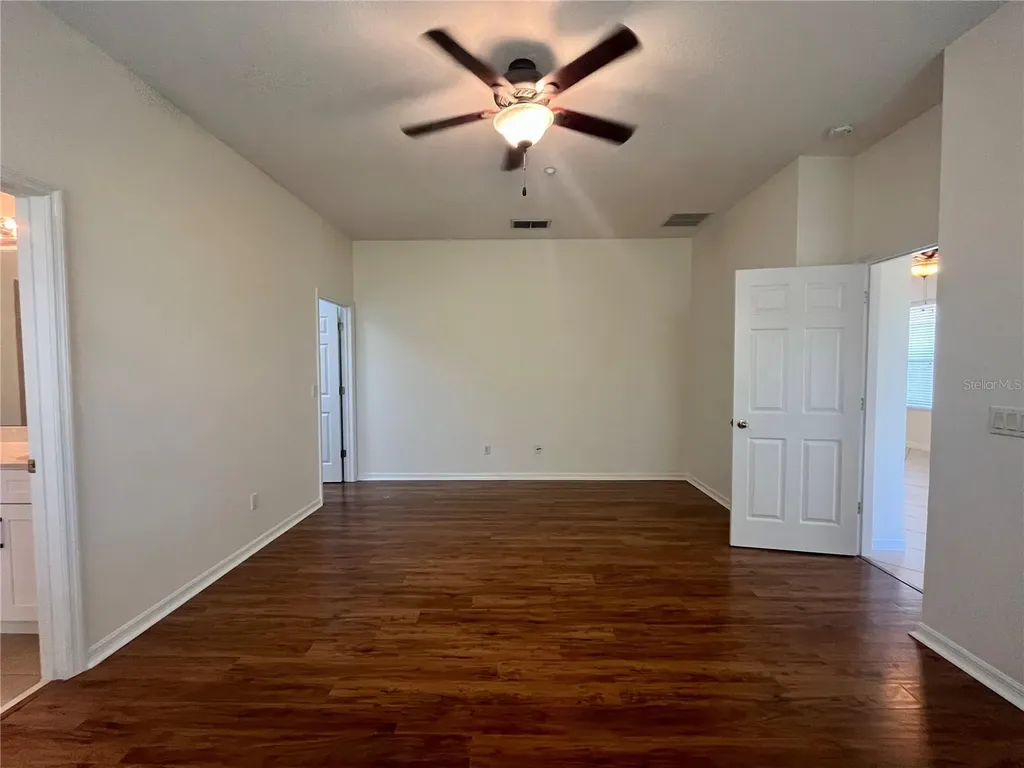 9376 Ravens Willow Drive Orlando FL 32827