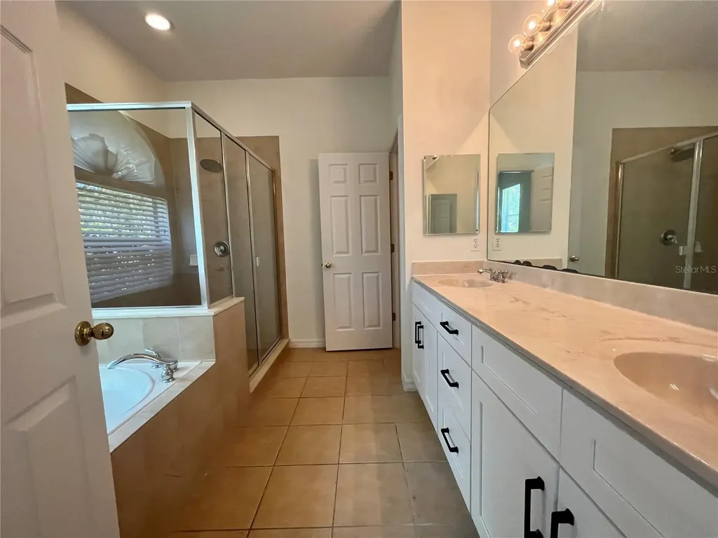 9376 Ravens Willow Drive Orlando FL 32827