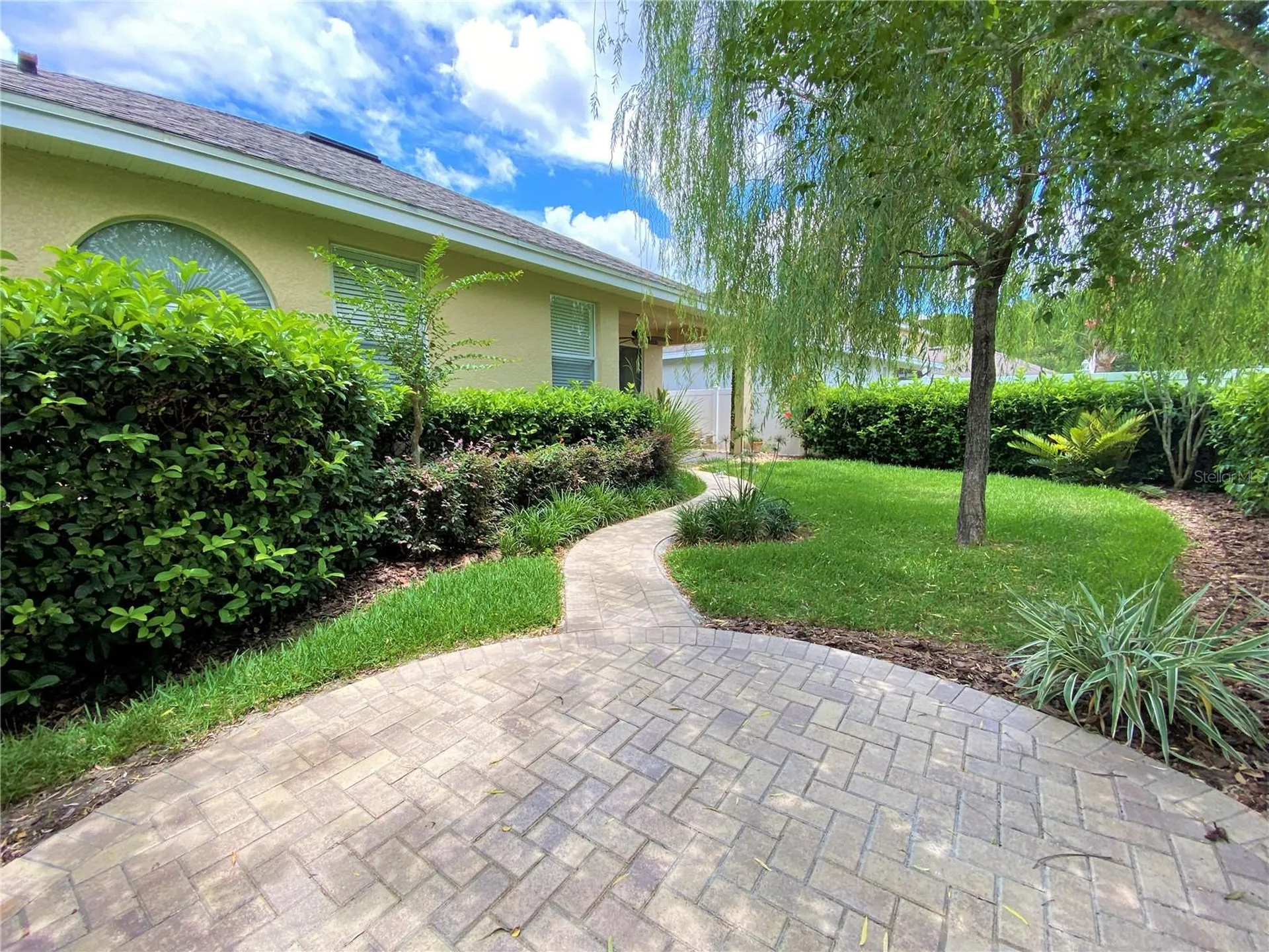 9376 Ravens Willow Drive Orlando FL 32827