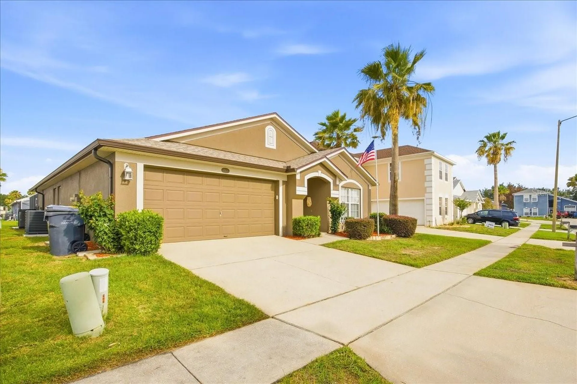 842 Lockbreeze Drive Davenport FL 33897