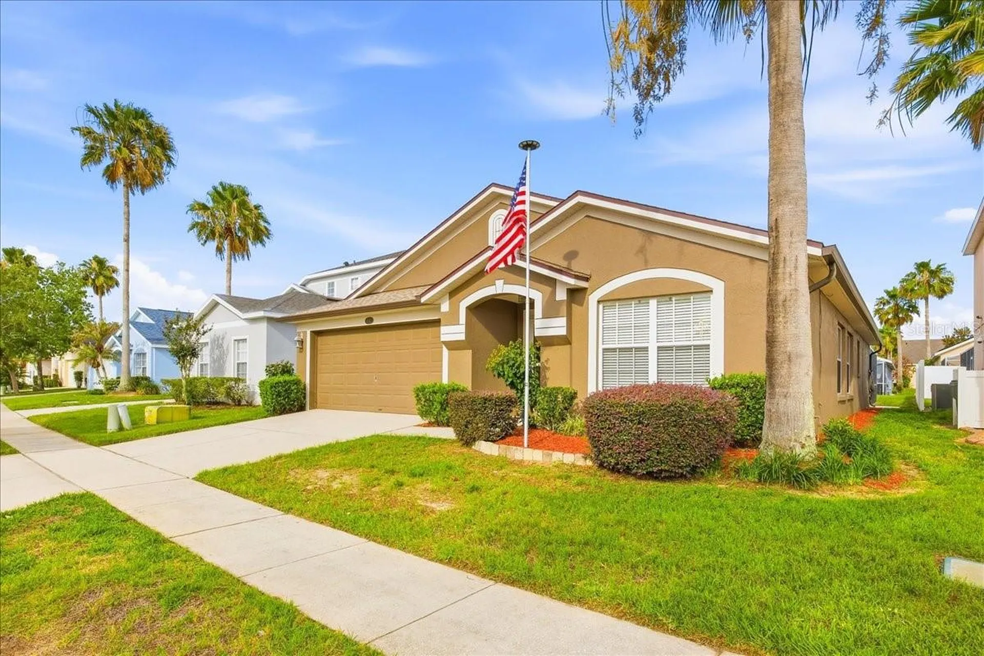 842 Lockbreeze Drive Davenport FL 33897