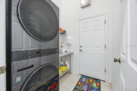 842 Lockbreeze Drive Davenport FL 33897