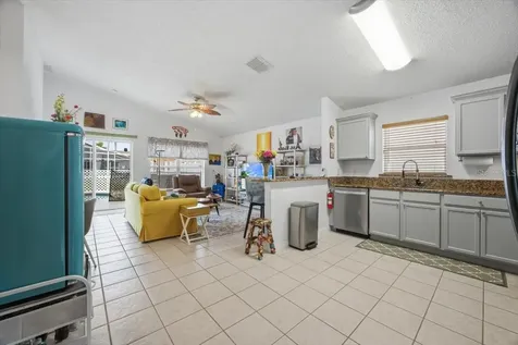 842 Lockbreeze Drive Davenport FL 33897