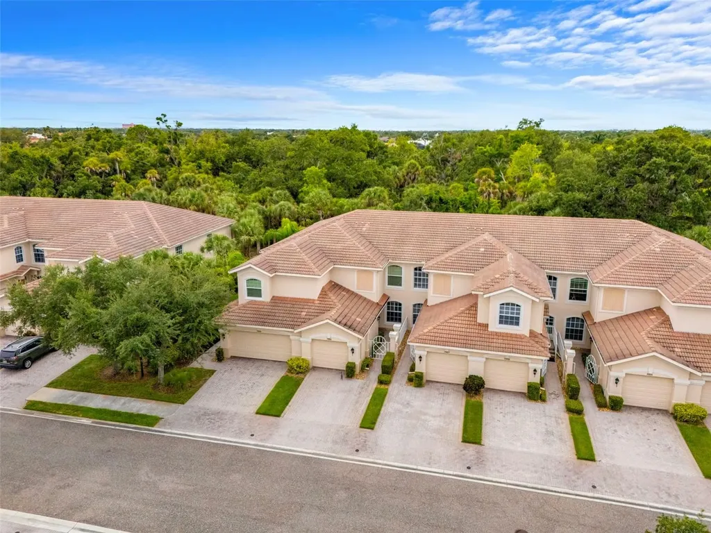 7005 Prosperity Circle Sarasota FL 34238