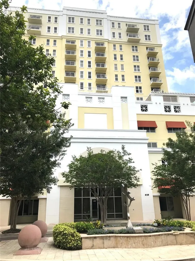 628 Cleveland Street Clearwater FL 33755