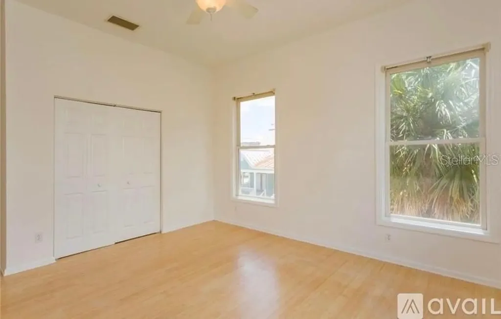 2006 E 4th Avenue Tampa FL 33605