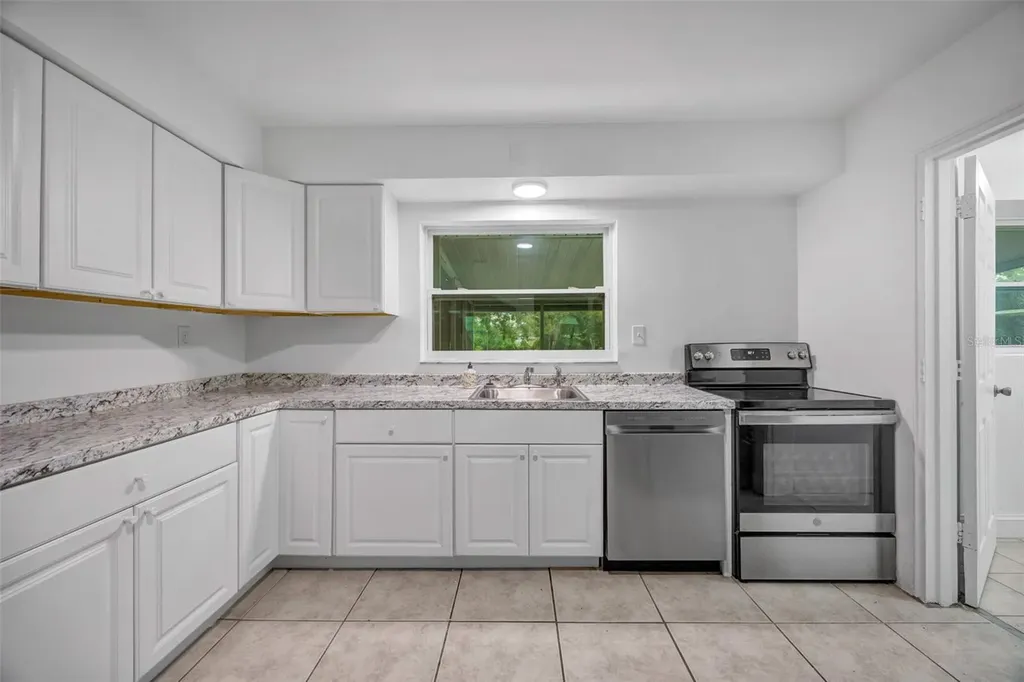 308 S Kingsway Road Seffner FL 33584