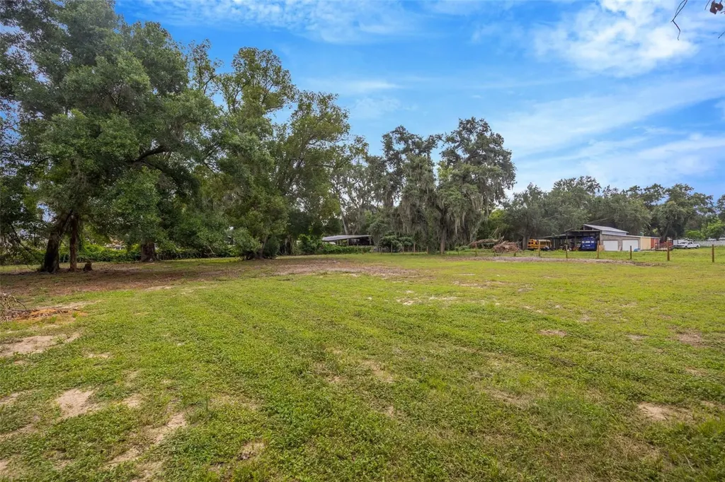 308 S Kingsway Road Seffner FL 33584
