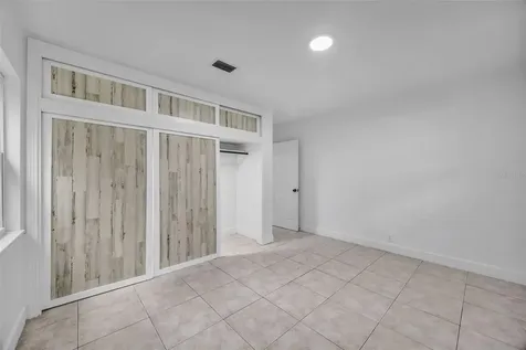 308 S Kingsway Road Seffner FL 33584