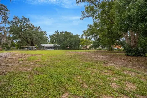 308 S Kingsway Road Seffner FL 33584