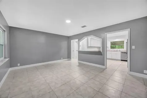 308 S Kingsway Road Seffner FL 33584