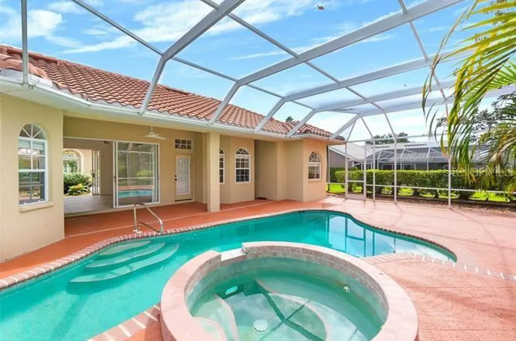 8356 Mareva Lane Sarasota FL 34241