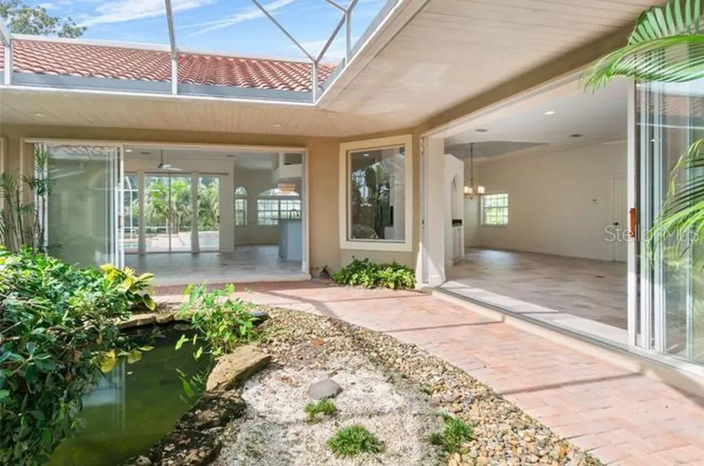 8356 Mareva Lane Sarasota FL 34241