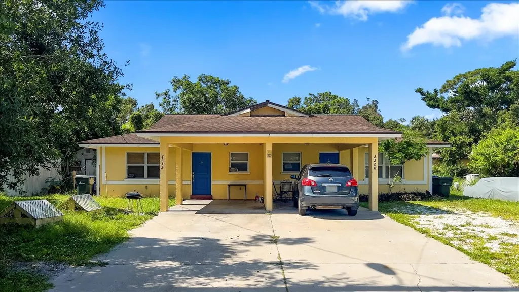 2228/2232 25th Street Sarasota FL 34234